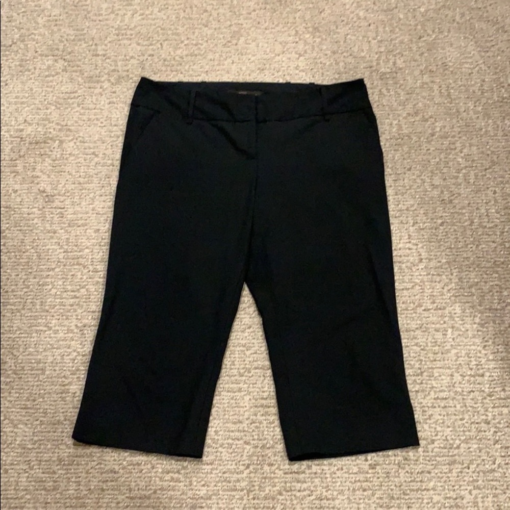 The Limited Drew Fit Size 10 Black Capri Pants